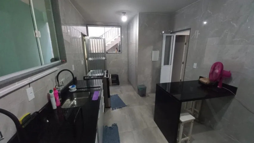 casa-4-quartos-2-andares-terraco-na-penha-proximo-ao-comercio-e-av-brasil-big-4