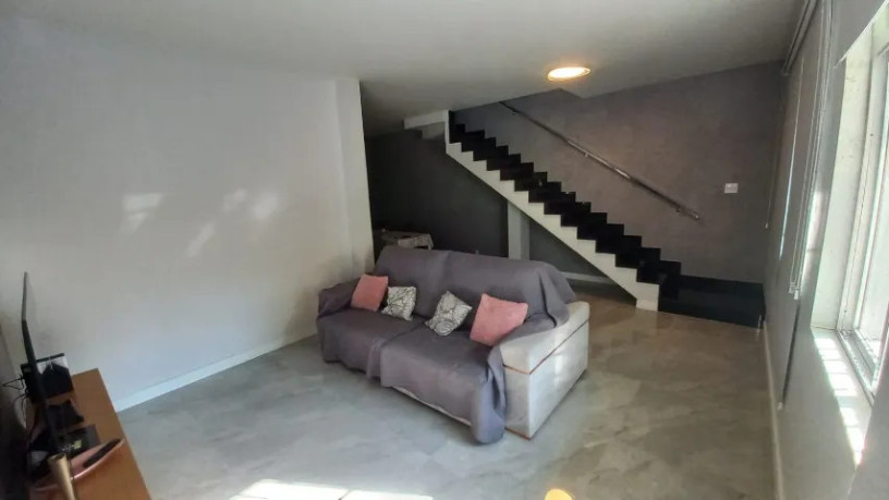 casa-4-quartos-2-andares-terraco-na-penha-proximo-ao-comercio-e-av-brasil-big-5