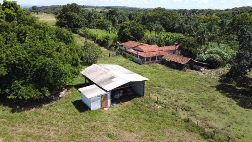 fazenda-de-100-alqueires-em-passos-mg-toda-formada-em-braquiaria-e-com-muita-agua-big-3